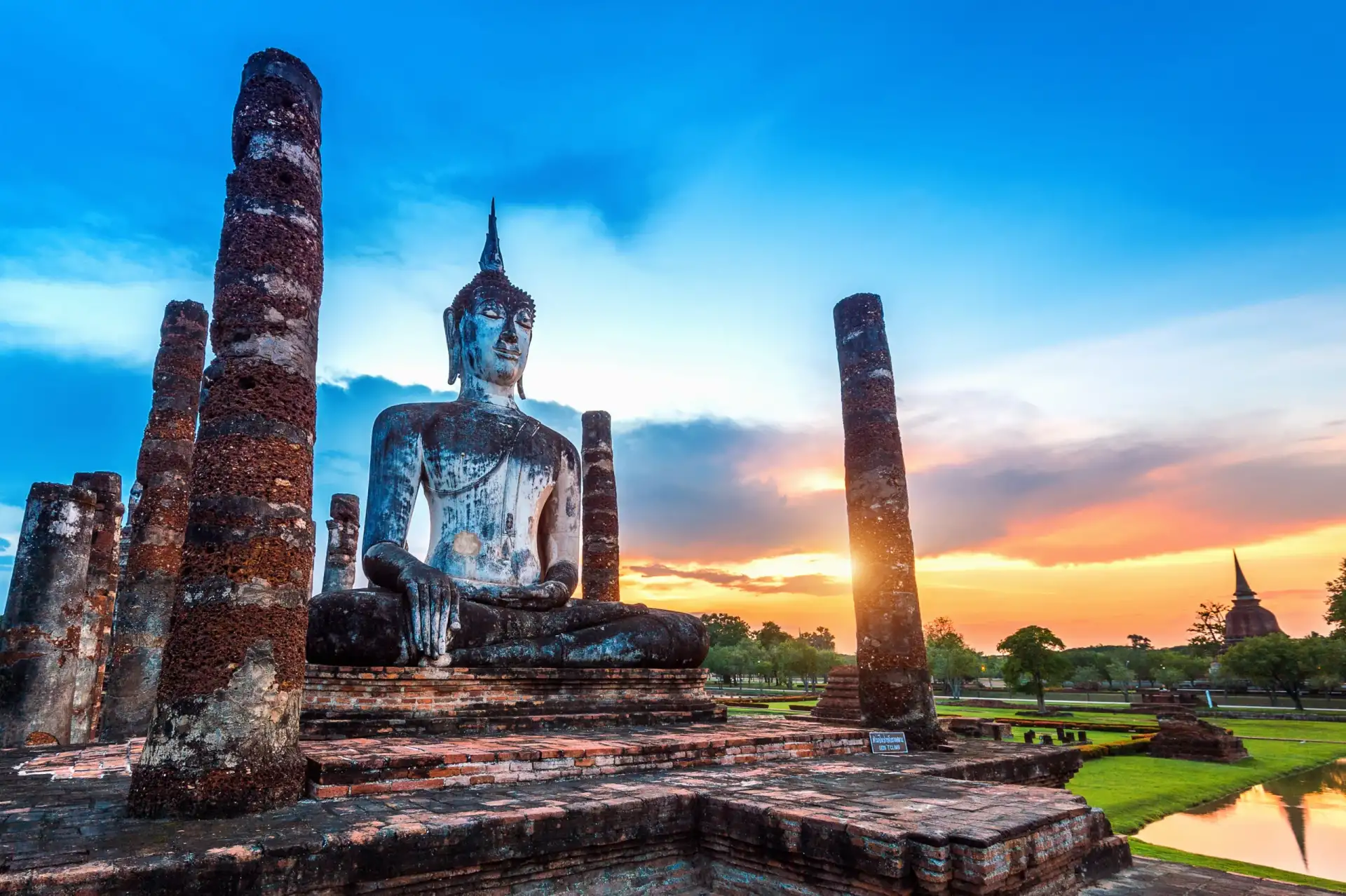 Sukhothai Heritage & Historical Park Tour